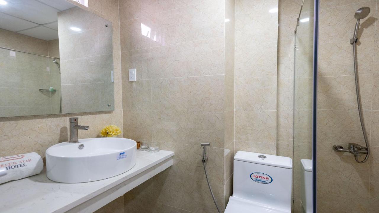 Green Star Central Hotel Ho Chi Minh City Bagian luar foto